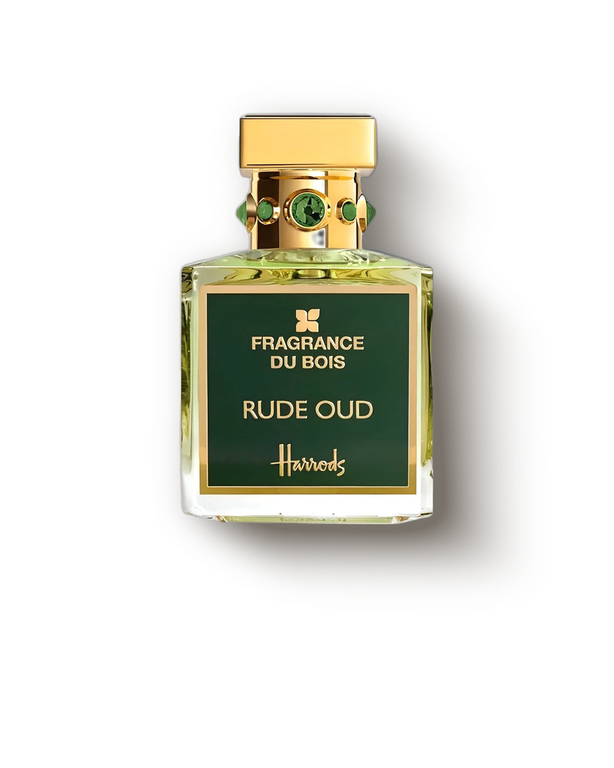 연한 스튜디오 배경 위 골드 캡과 에메랄드 라벨의 Fragrance Du Bois Rude Oud 플라콘, 우드 엑스트레 드 파르푱 디캔트