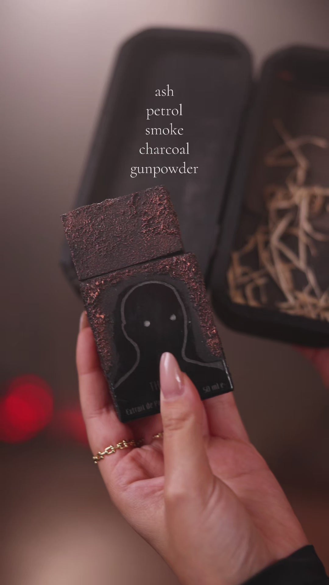 The Antagonist - The Void perfume decant video | woody, spicy fragrance