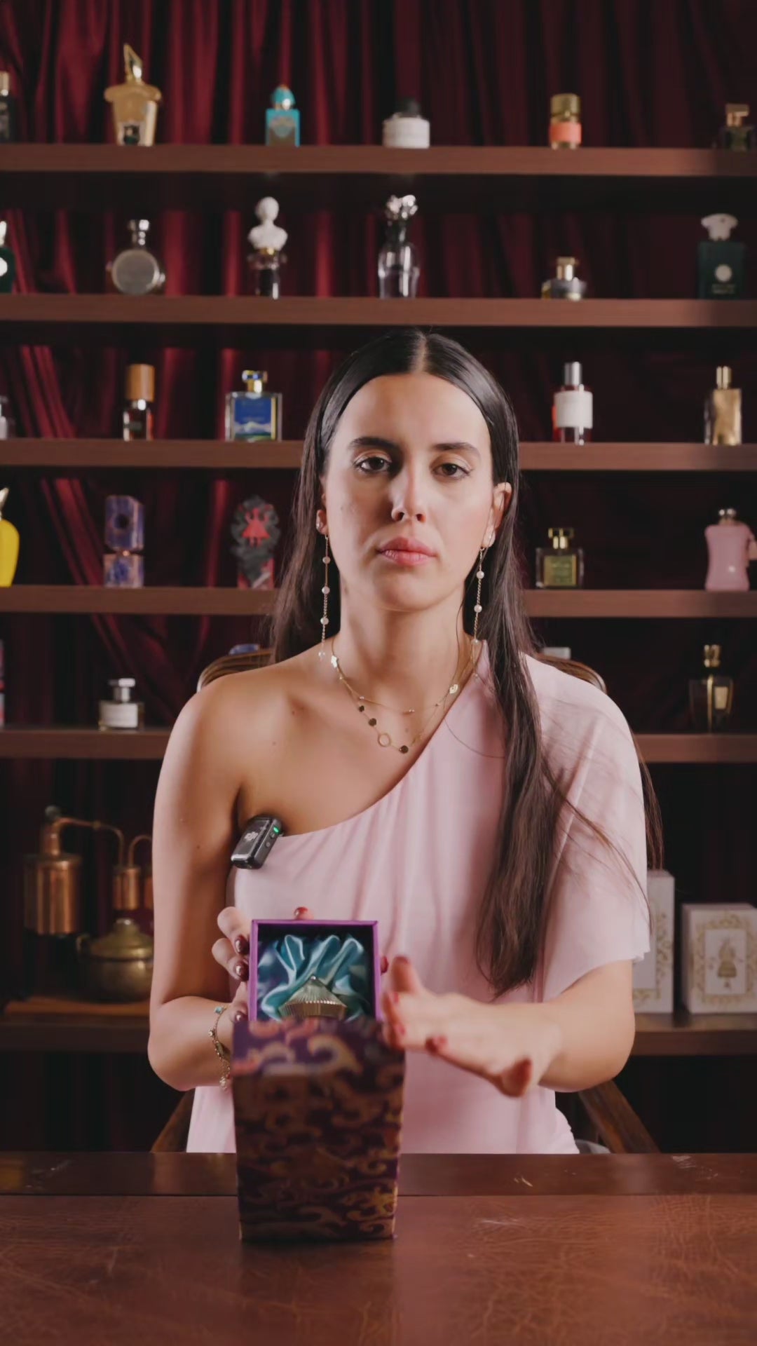 Areej Le Doré - Nepalese Patchouli perfume presentation video | woody, floral fragrance